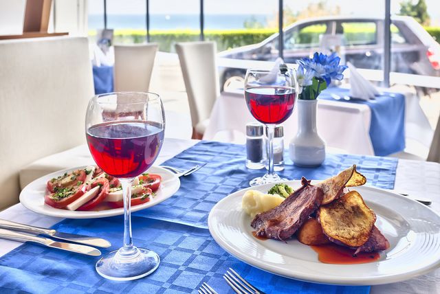 Sol Marina Palace Hotel - Food and dining